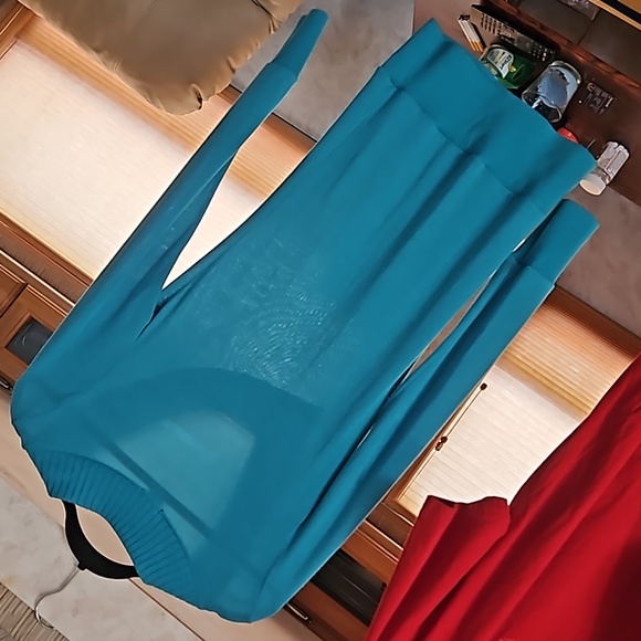 Rue 21 sweater - Picture 5 of 6